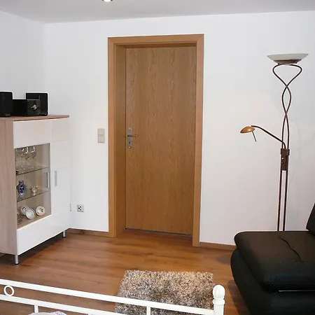 Winzerhof Unter Der Yburg بادن بادن